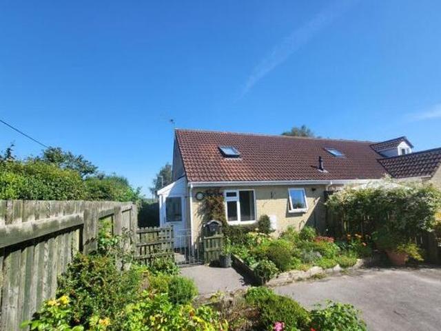 House for sale in Henfords Marsh, Warminster