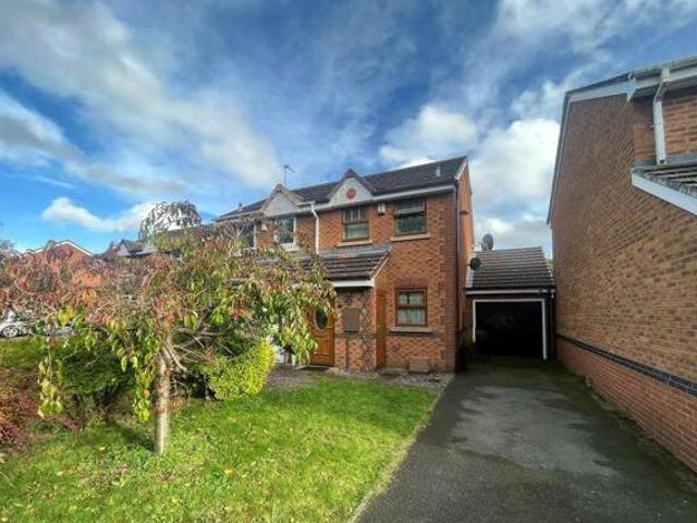 House for sale in Wednesfield, West Midlands