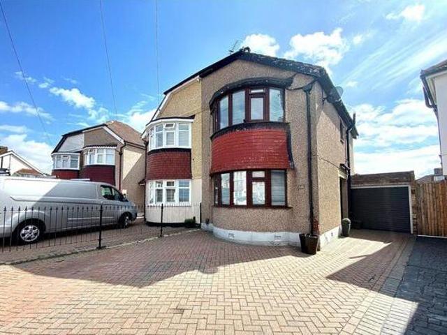 House for sale in Lyons, Greater London