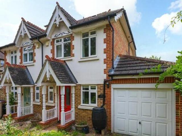 House for sale in Weybridge, Elmbridge
