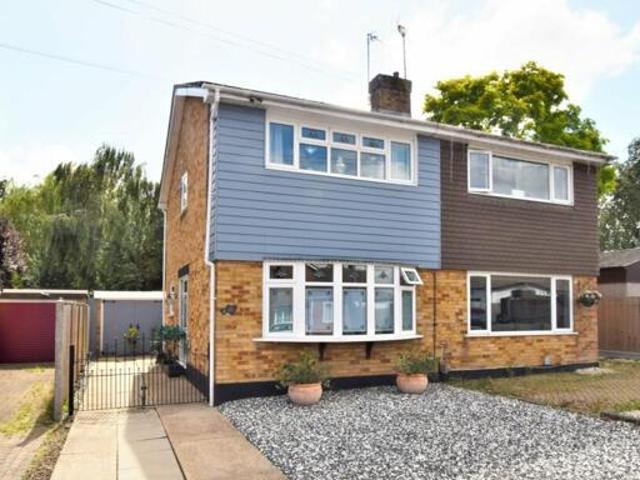 House for sale in Wickford, Essex