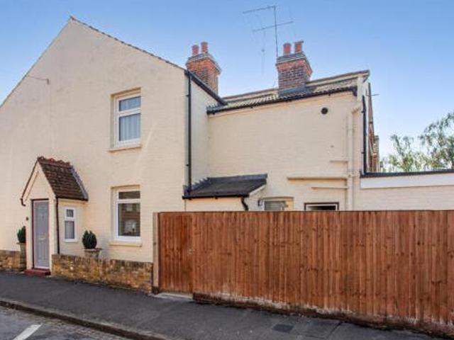 House for sale in Lambourn, West Berkshire