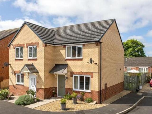 House for sale in Wingate