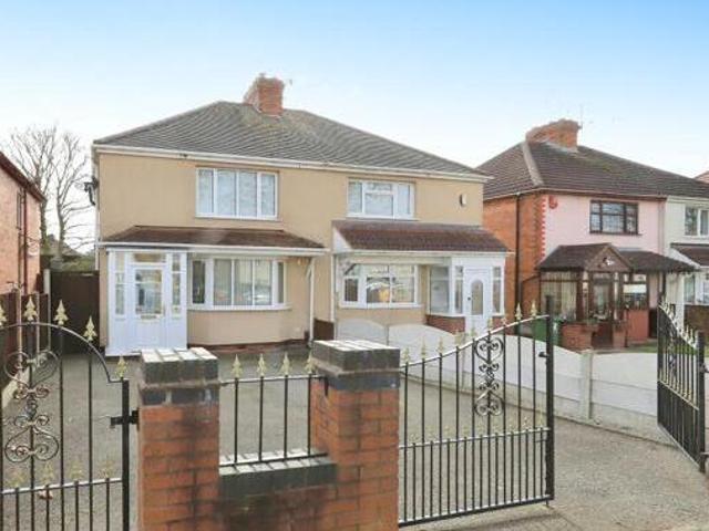 House for sale in Fallings Park, Park Village