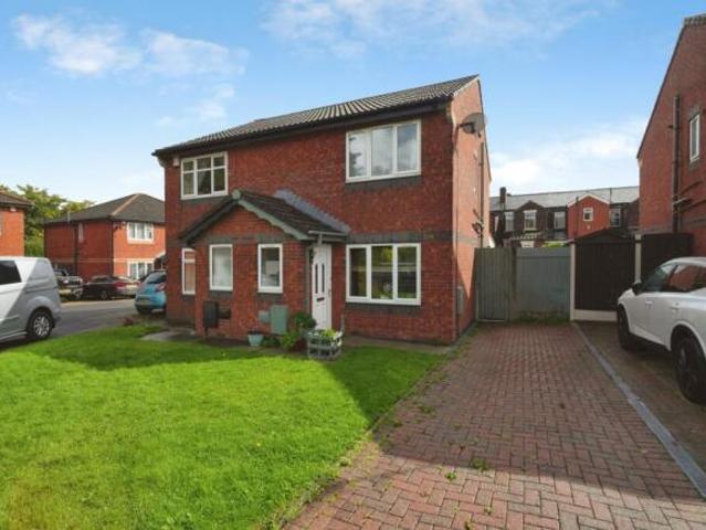 Farm for sale in Farnworth, Bolton