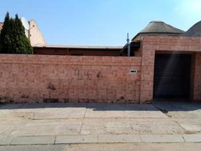House for sale in Soweto, Gauteng