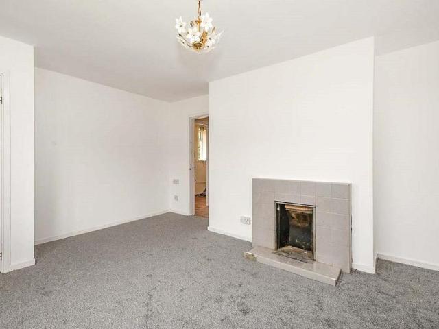 House for rent in Loundsley Green, East Midlands
