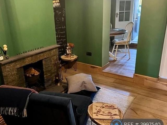 House for rent in Chertsey, Runnymede