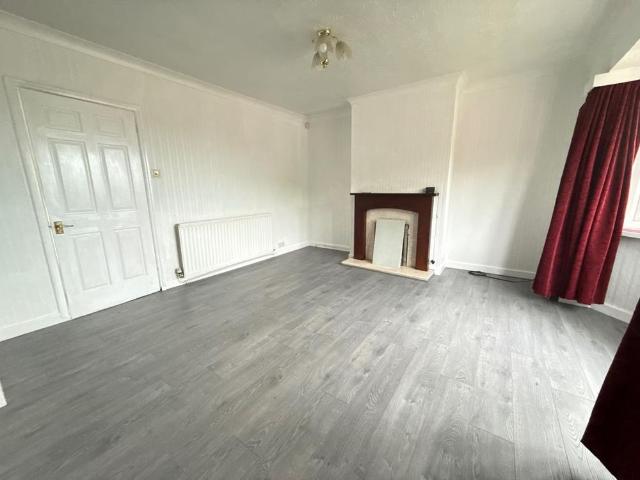 House for rent in Dixons Green, West Midlands