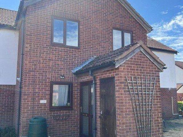 House for rent in Highcliffe