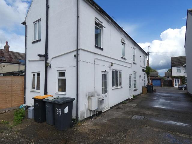 House for rent in Bedford