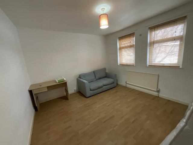 House for rent in Chesterton, Arbury