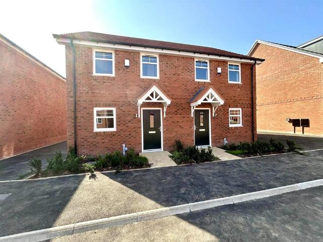 House for rent in Keresley Green, Keresley
