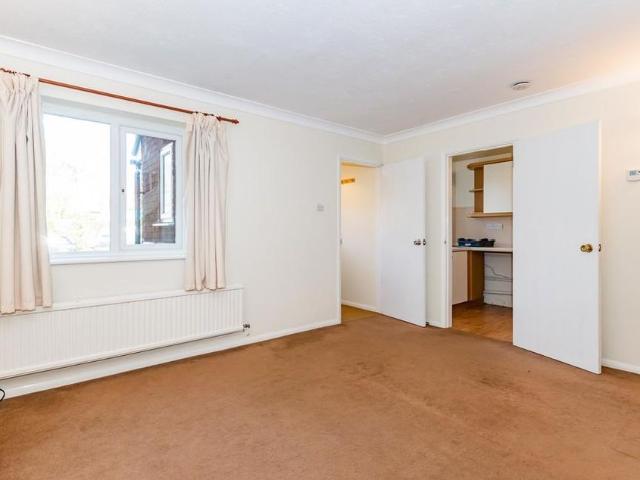 House for rent in Little Sandhurst