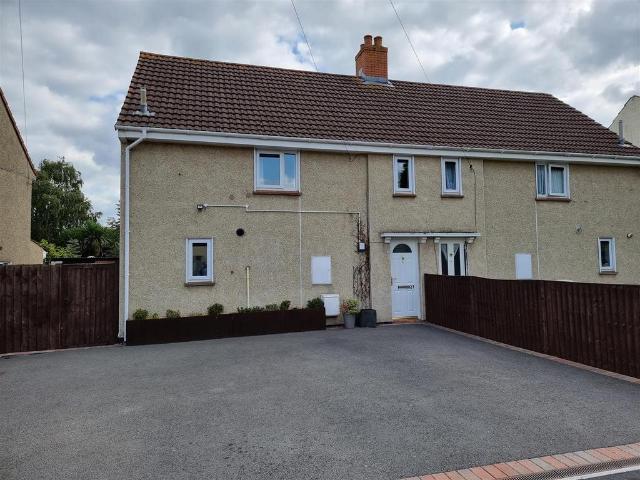House for rent in Galmington, Rumwell