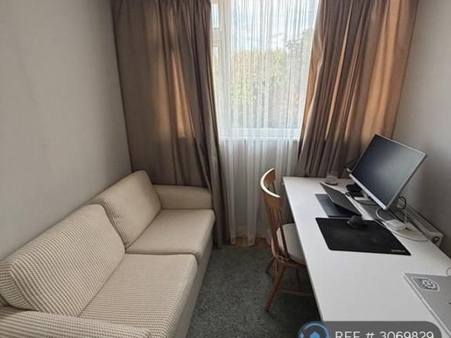 House for rent in Winchmore Hill, Greater London