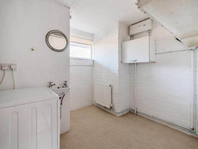 House for rent in Henley-on-Thames, Berrick Salome