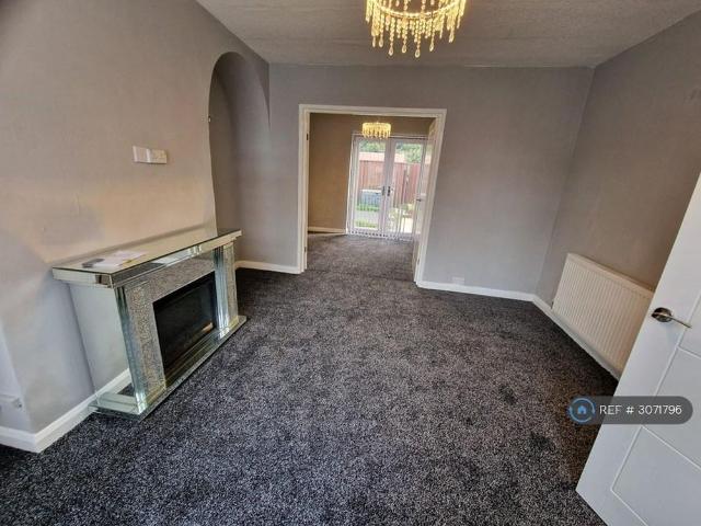 House for rent in Droylsden, Tameside
