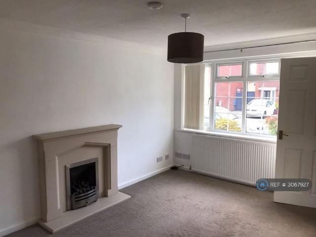 House for rent in Moseley Green, Wolverhampton