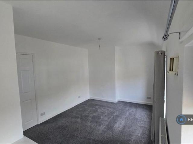 House for rent in Broomhill, Chadsmoor