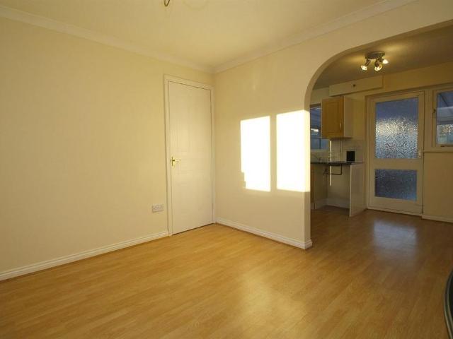 House for rent in Elmfield, Leicestershire