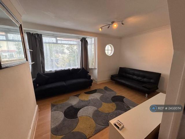 House for rent in London Borough of Hounslow, Feltham
