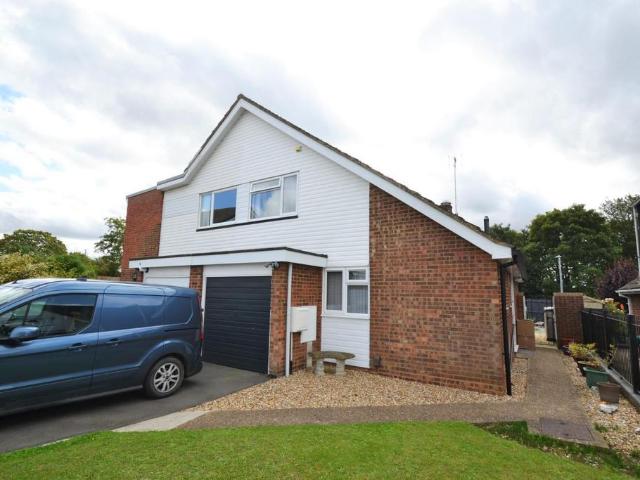 House for rent in Shephall, Hertfordshire