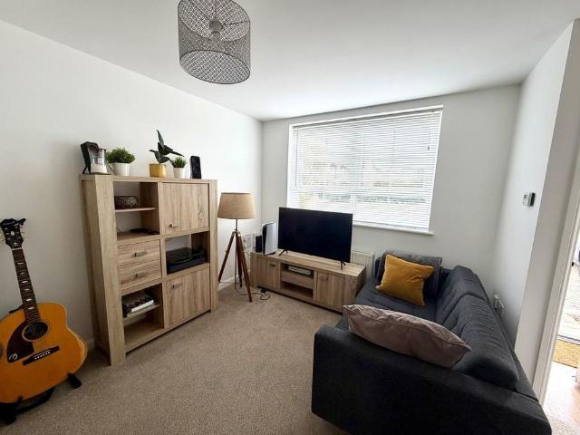 House for rent in Barton In Fabis, East Midlands