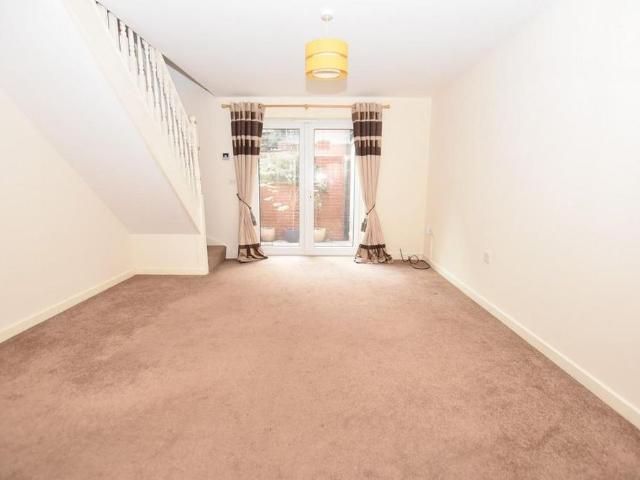 House for rent in Loundsley Green, East Midlands