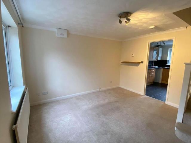 House for rent in Highcliffe