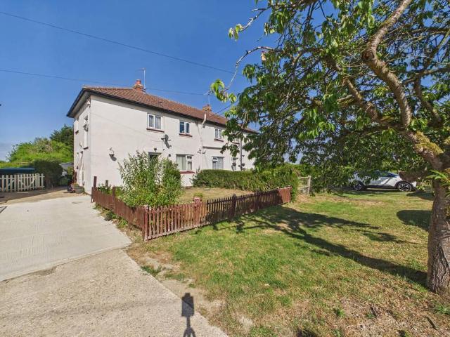 House for rent in Chipping Hill, Essex