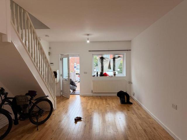 House for rent in Fairlop, Greater London