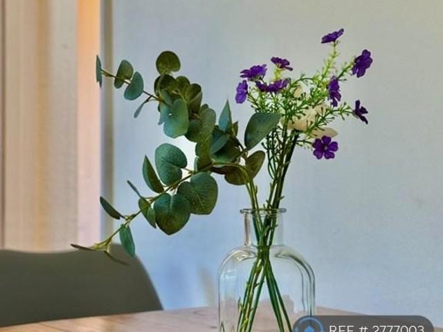 House for rent in London Borough of Merton, Raynes Park