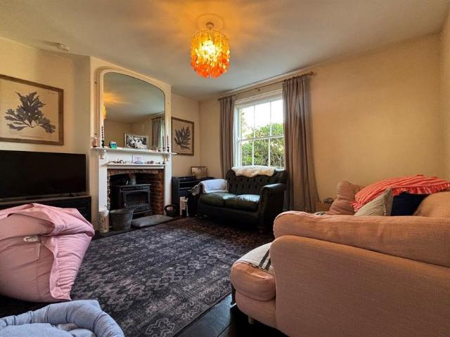 House for rent in Littlecote, West Sussex