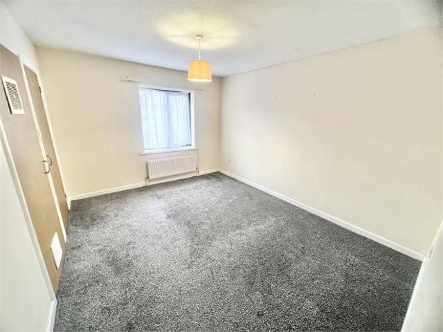 House for rent in Cwmbwrla, Nangreaves