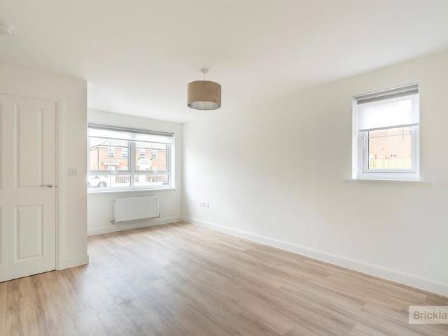 House for rent in Arundel, Clapham