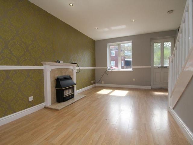 House for rent in Dixon's Green, West Midlands