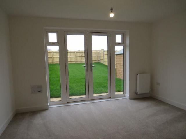 House for rent in Littlecote, West Sussex
