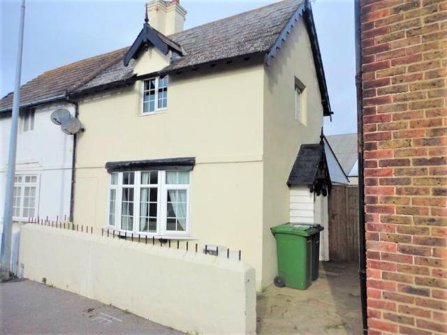 House for rent in Central, Heathlands