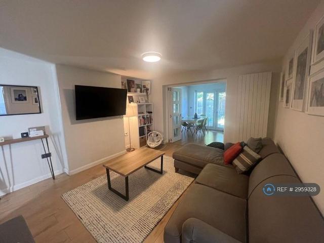 House for rent in Ramsden, Greater London