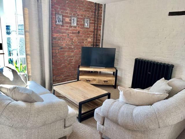 House for rent in Hightown, Wrexham