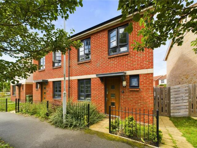 House for rent in Loves Farm, Huntingdon