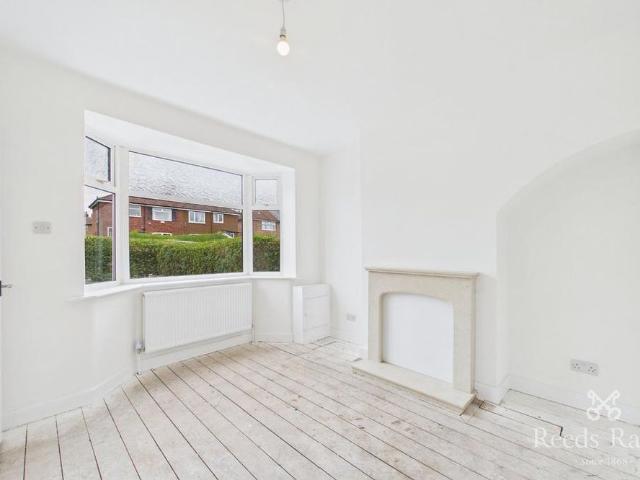House for rent in Haughton Green, Greenheys