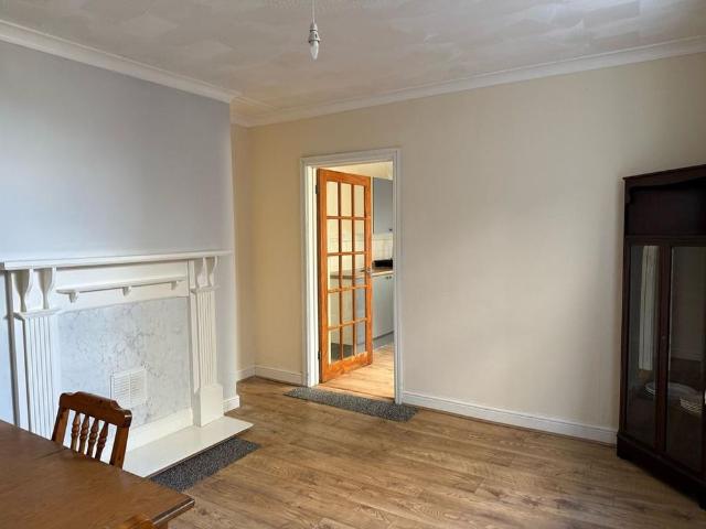 House for rent in Betws