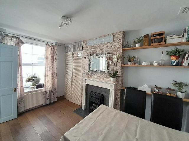 House for rent in Strode, Devon