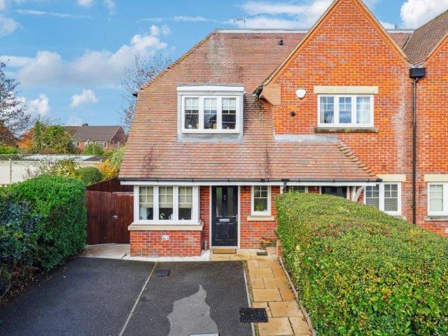 House for rent in Beaconsfield, Berghers Hill