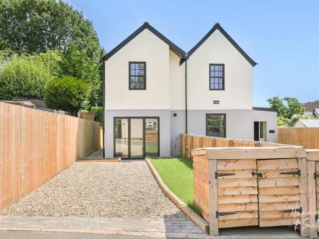 House for rent in Ivy Chimneys, Epping