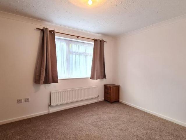 House for rent in West Bedfont, Lower Halliford