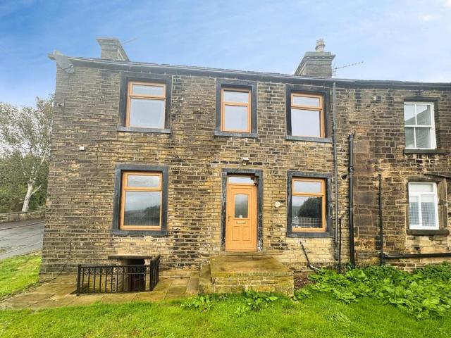 House for rent in Clifton, Calderdale