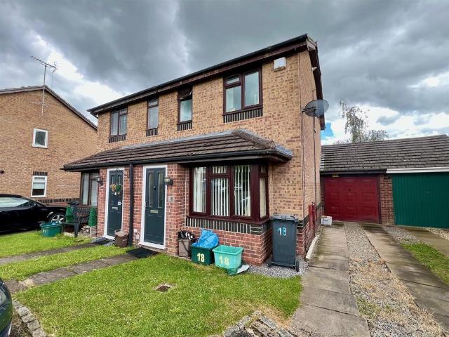 House for rent in Hucclecote Green, Gloucester